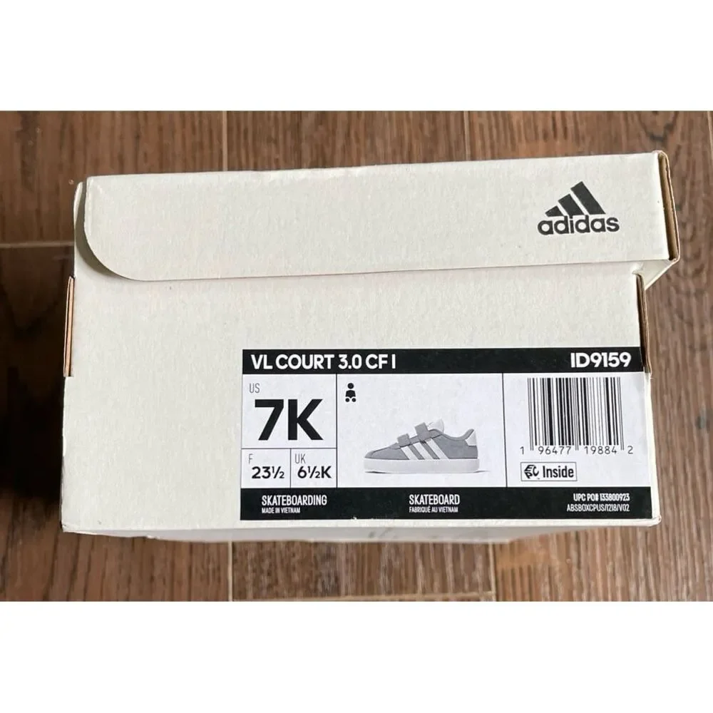 Adidas empty shoe‎ box